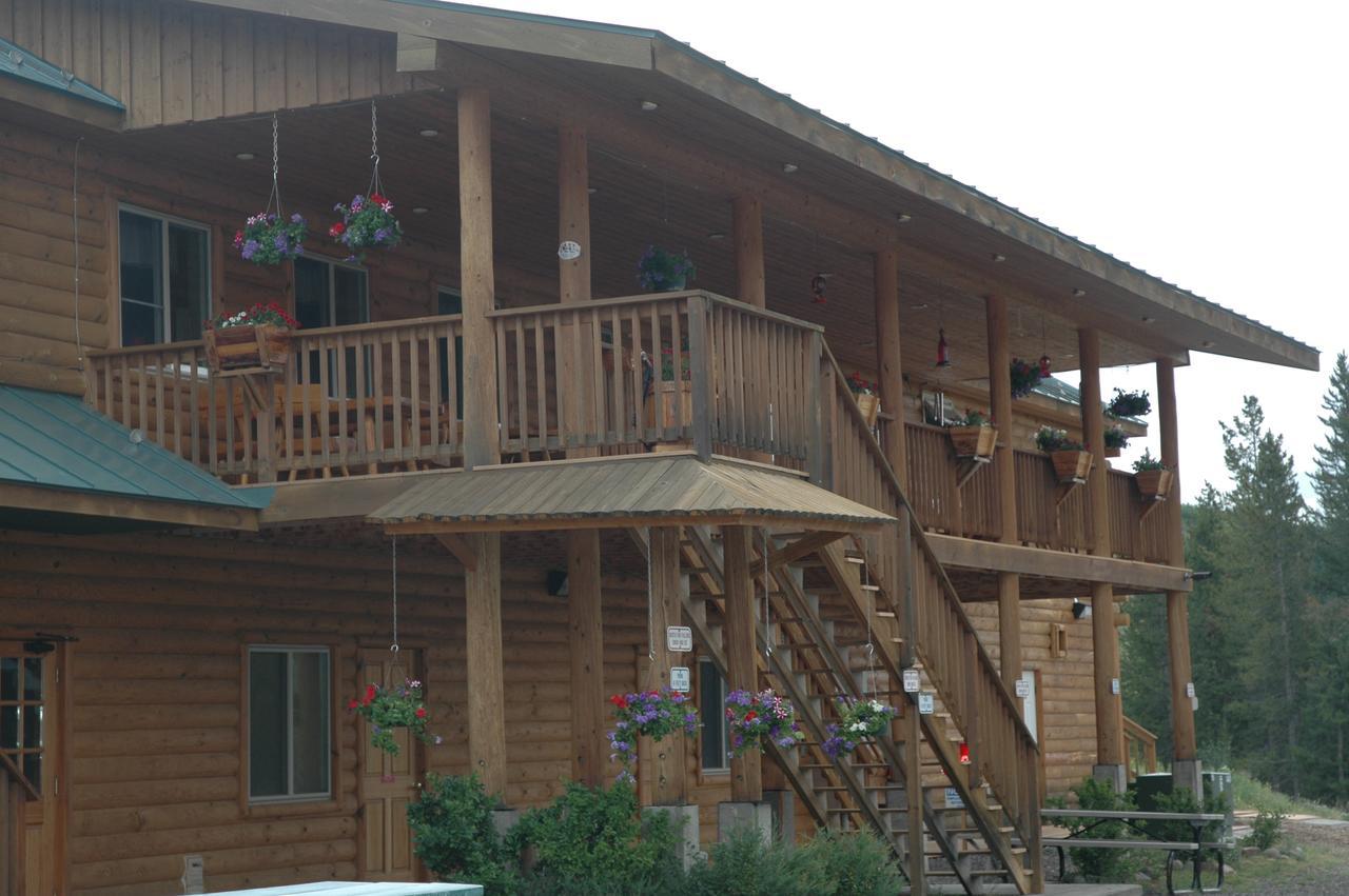熔岩山小屋酒店 杜波依斯 外观 照片